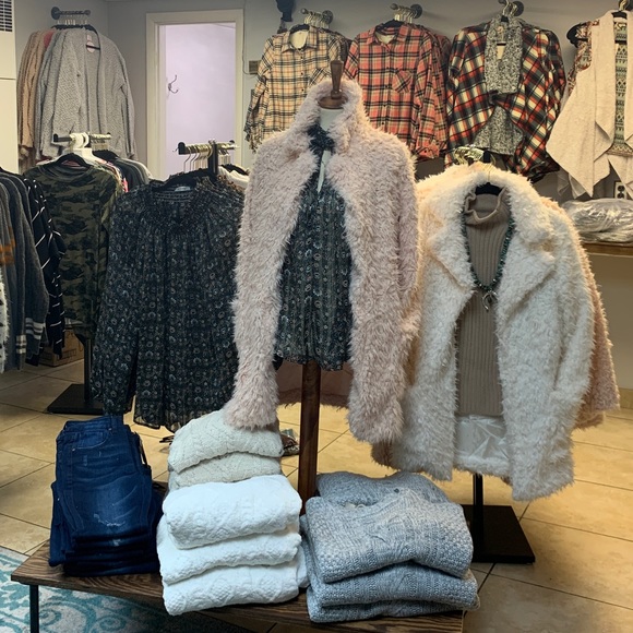 Pink Super Plush Faux Fur Jacket - Picture 4 of 4